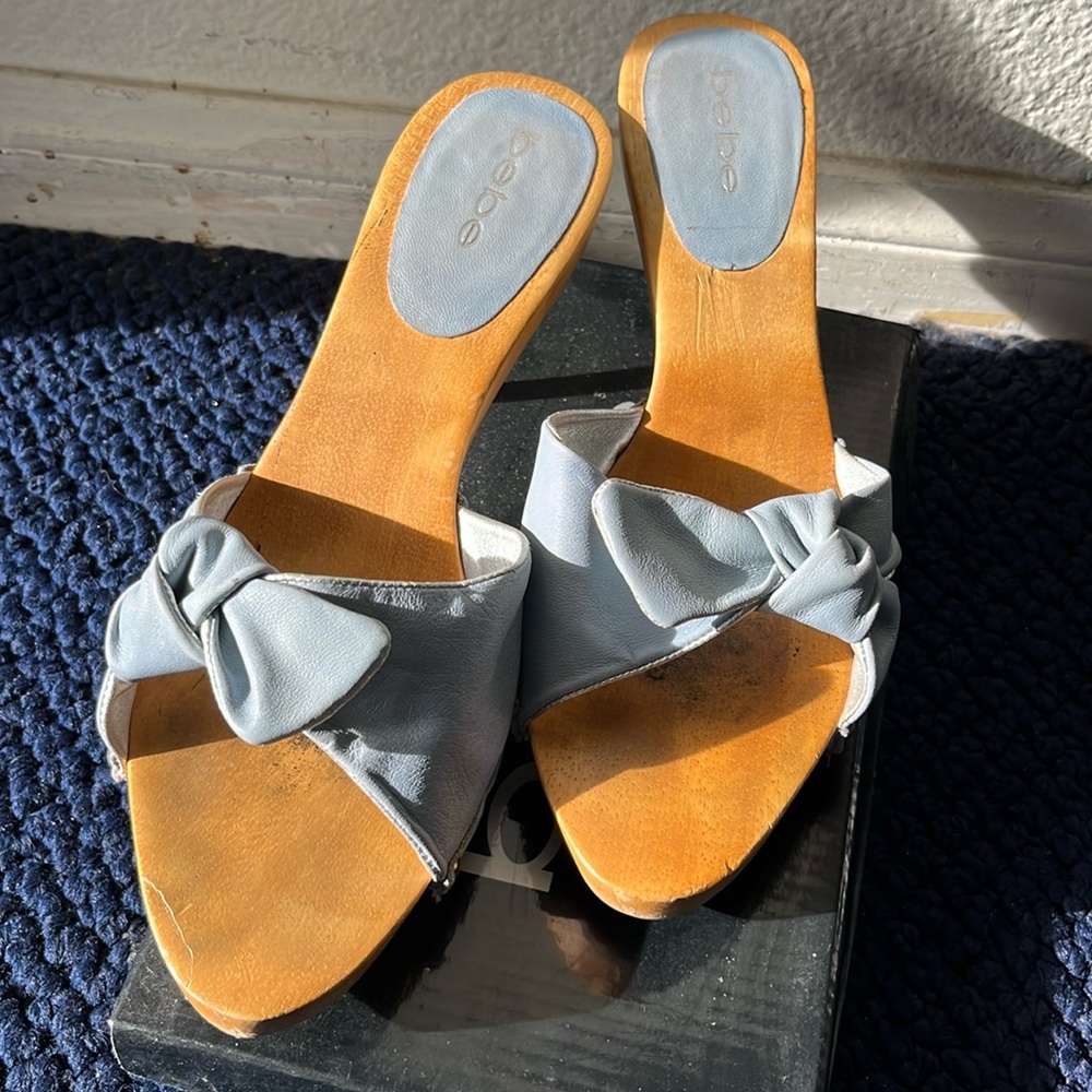 BEBE Shoes size 8 slide wood